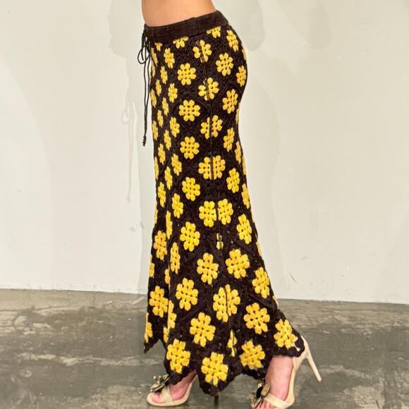 Brown and Yellow Crochet Floral Maxi Skirt L - Picture 2 of 4